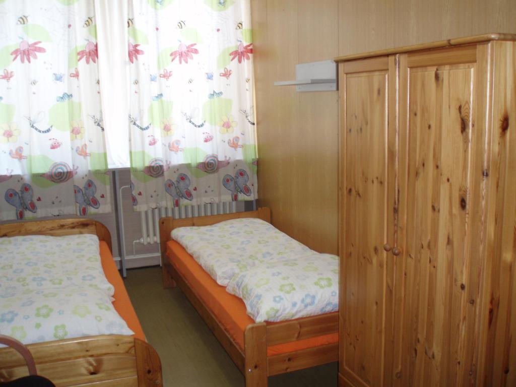 Hostel Monty Ricany  Exterior photo